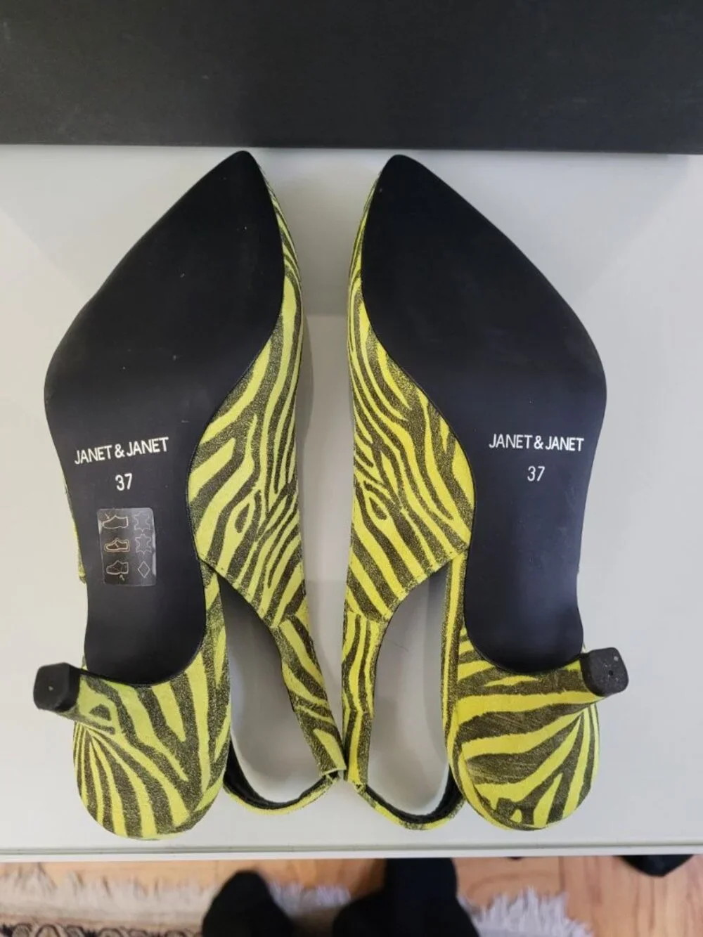 Janet & Janet Zebra Print Slingback Heels Size 37 Lime Green Black